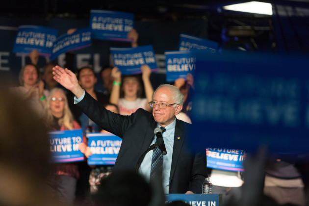 Bernie Sanders på kampanjmöte i Michigan. (Foto: Todd Church.  CC BY 2.0)